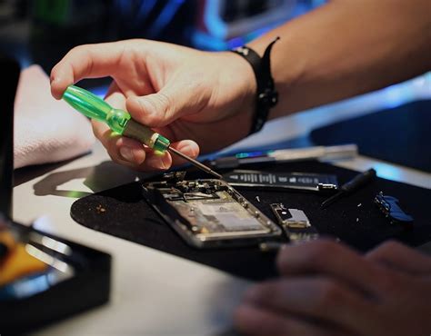 Cellphone repairing. Things To Know About Cellphone repairing. 